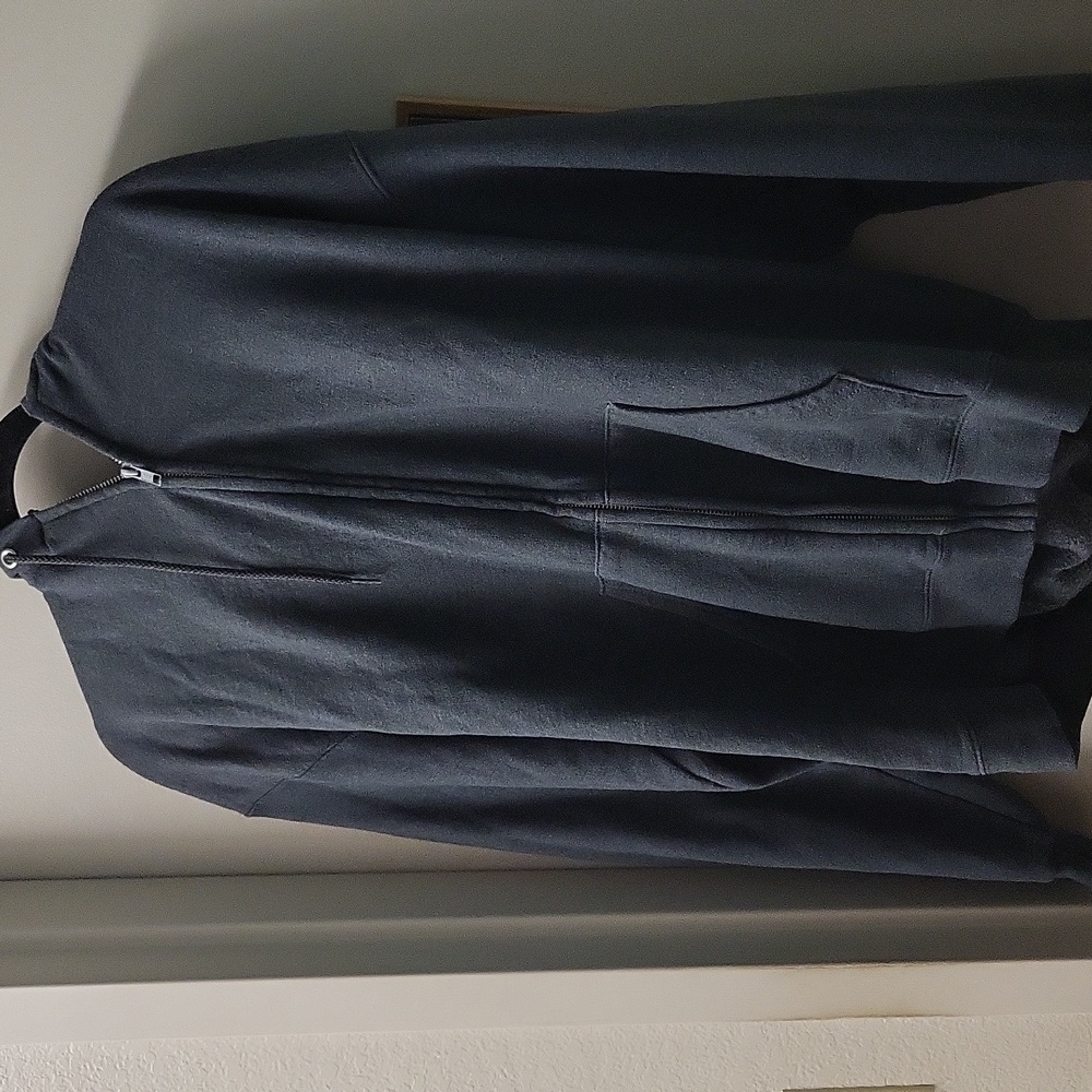 PERFECT CONDITION GREY WORKOUT HOODIE